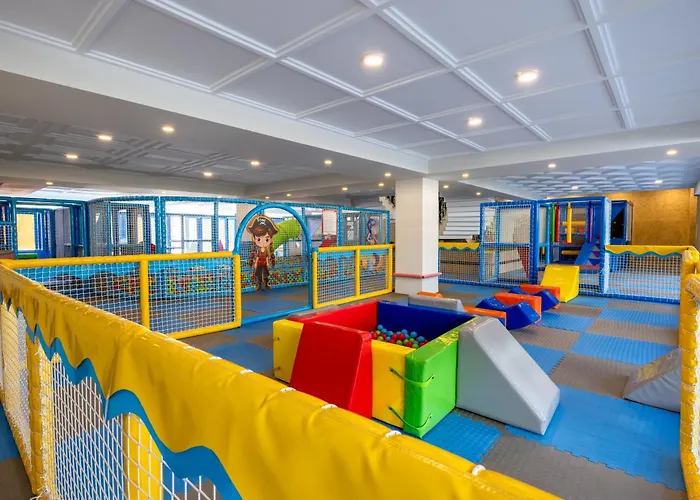 Crystal Waterworld Aqua Collection Hotel